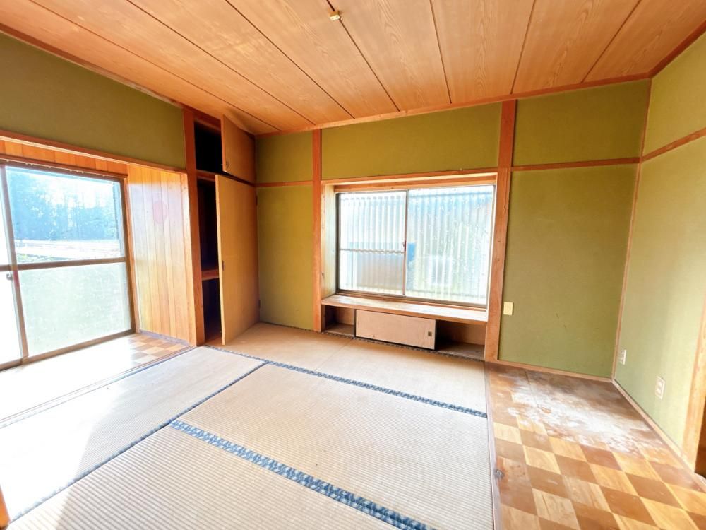 Renovated 3LDK House with Large Land in Isa City, Kagoshima - Thumbnail 4