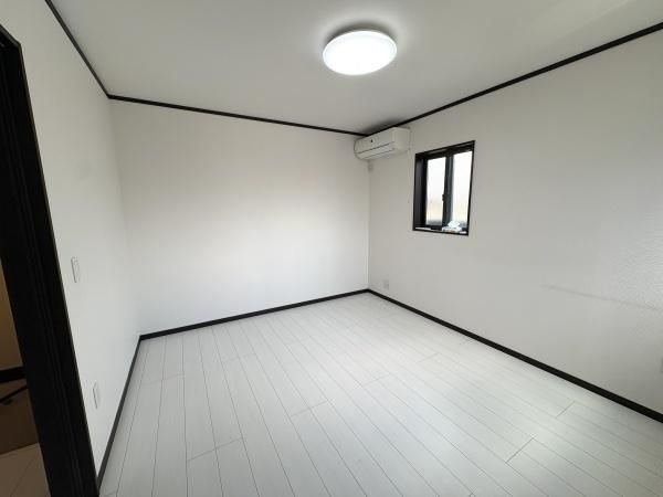 3LDK Detached House for Sale in Kita Ward, Kyoto - Thumbnail 3