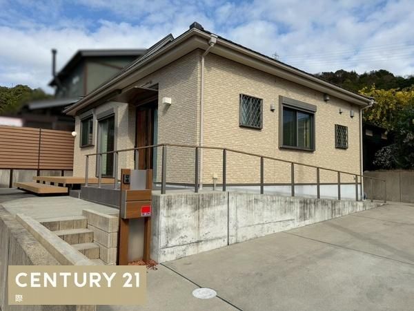 2LDK House for Sale in Wakayama City - 67 sqm - Thumbnail 2