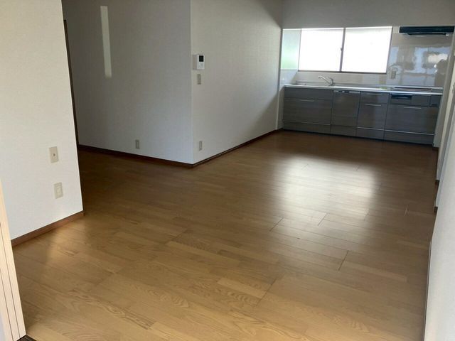 4LDK House in Hofu Yamaguchi | 100.85 sqm | 233.48 sqm Land - Thumbnail 4
