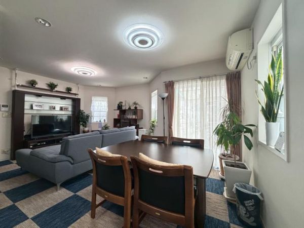 5LDK Wooden House for Sale in Sakai, Osaka - 139.11 sqm - Thumbnail 4