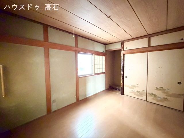 4LDK Detached House for Sale in Takatsuki, Osaka - 540万円 - Thumbnail 2