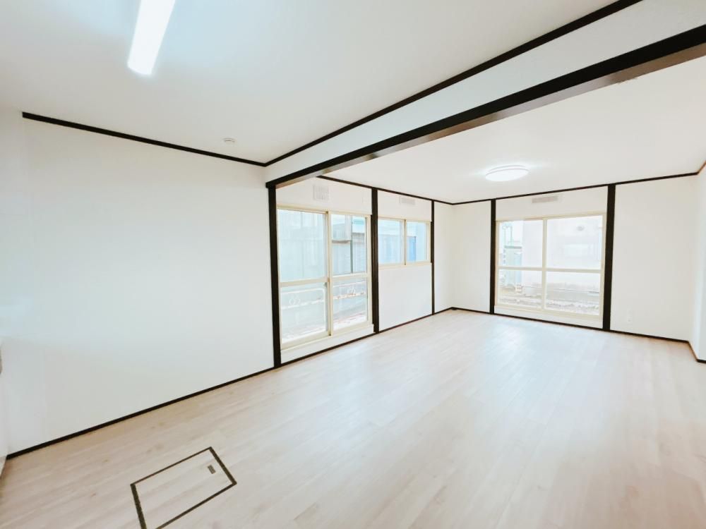 Renovated 3LDK House in Kitami, Hokkaido - 97.71m² - Thumbnail 2