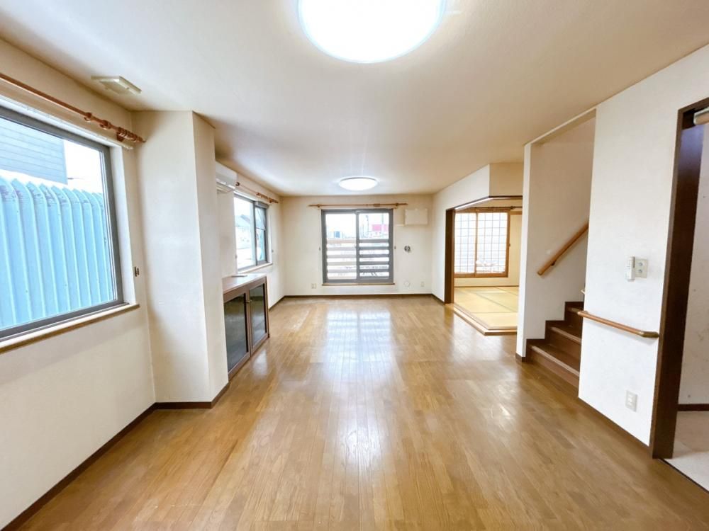 Renovated 4LDK House for Sale in Takikawa, Hokkaido - Thumbnail 4