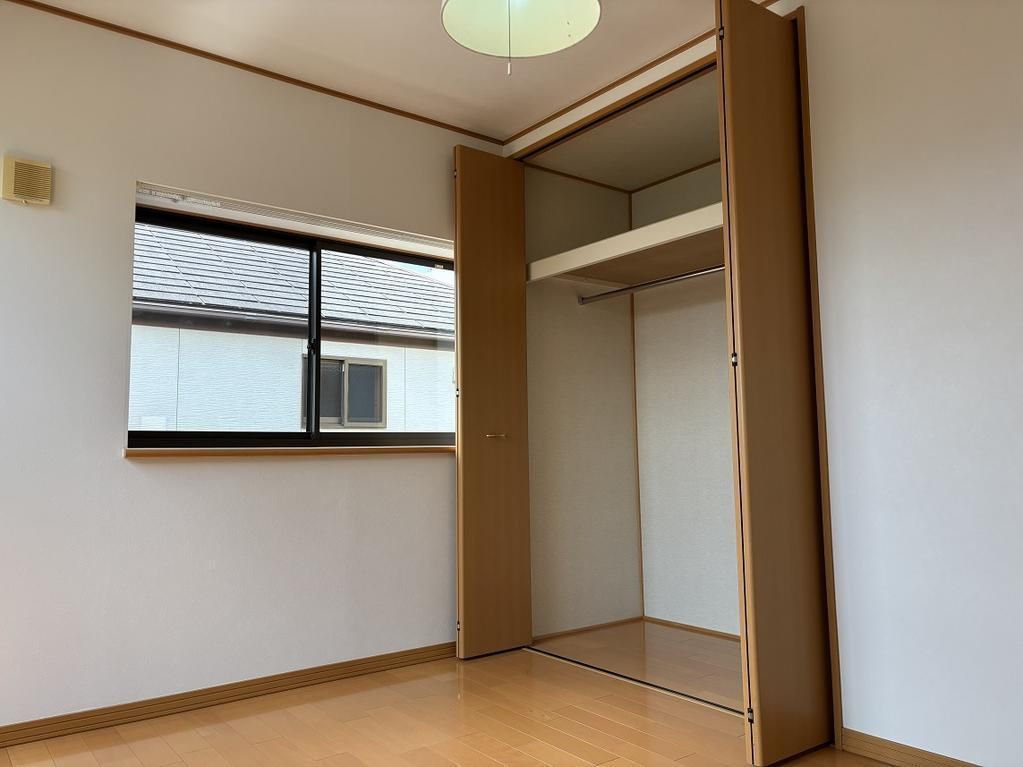 Renovated 4LDK House in Suma, Kobe | Move-in Ready - Thumbnail 4