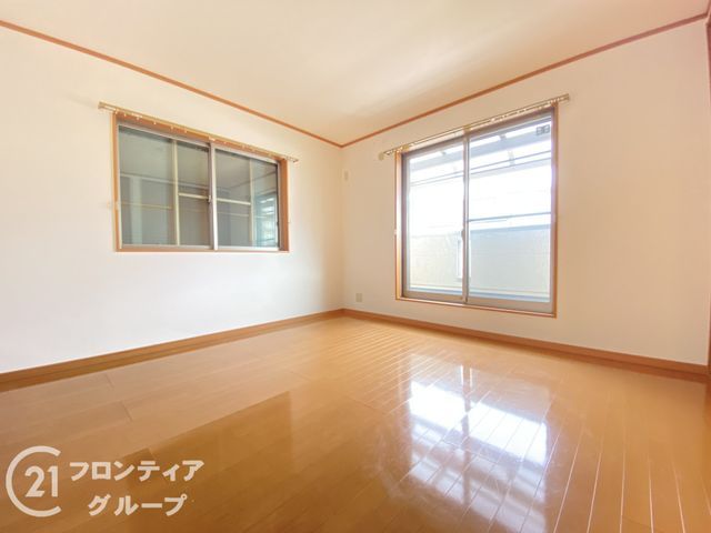 Modern 3LDK House for Sale Near Tofukuji Station, Kyoto - Thumbnail 4