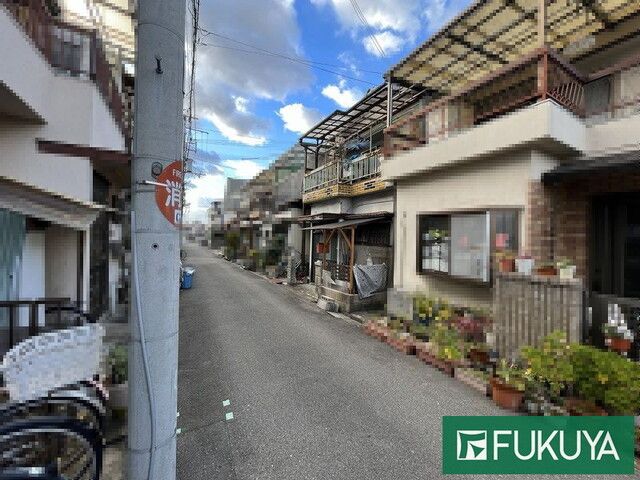 4K Vacant House for Sale in Matsubara, Osaka - 330万円 - Thumbnail 2