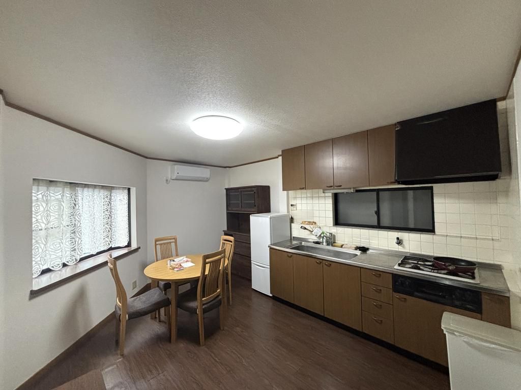 4LDK House for Sale in Hirano Ward, Osaka - 86.71 sqm - Thumbnail 3