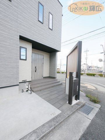 Modern 3SLDK House in Akashi, Hyogo | 2021 Build - Thumbnail 4