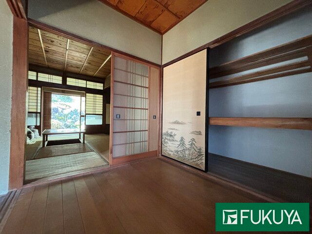 Spacious 6DK House in Heguri-cho, Nara for Sale - Thumbnail 2