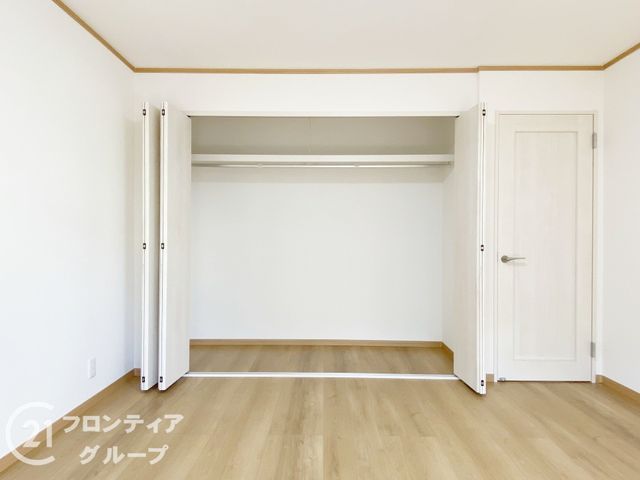 4LDK House for Sale in Yawata, Kyoto - 101 sqm - Thumbnail 3