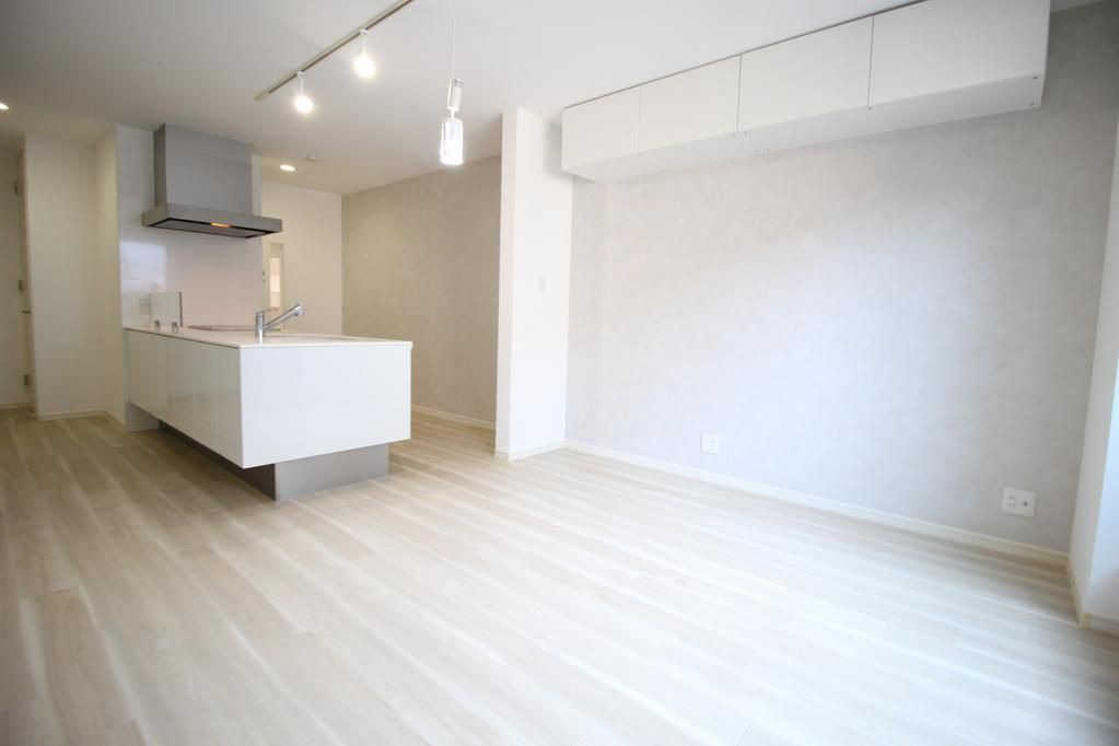 3LDK House for Sale in Miyakojima Ward, Osaka - Thumbnail 4