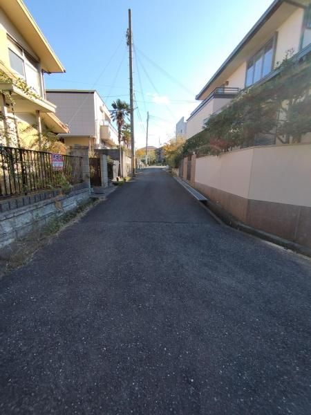 6DK House for Sale in Hannan City, Osaka - 99.68 sqm - Thumbnail 2