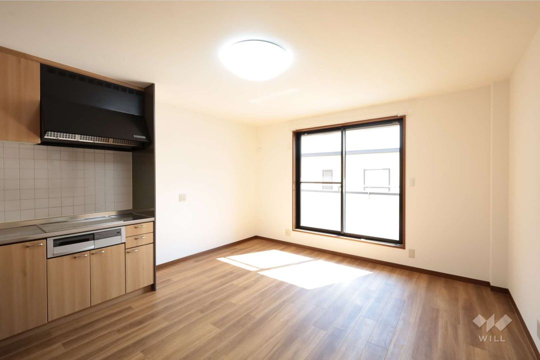 6LDK Steel-Frame House Near Uozaki Station, Kobe | Recently Renovated - Thumbnail 2
