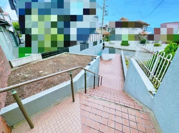 6SLDK Detached House for Sale in Minoh, Osaka - 173.59 sqm - Thumbnail 2