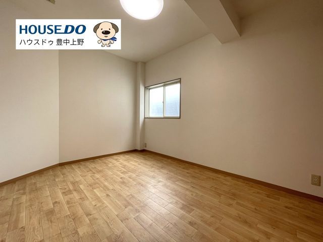 4LDK House for Sale in Toyonaka City, Osaka Prefecture - Thumbnail 4