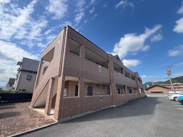 CROSS WAVE Arashi 1K Apartment for Rent in Kokura Minami-ku - Thumbnail 3