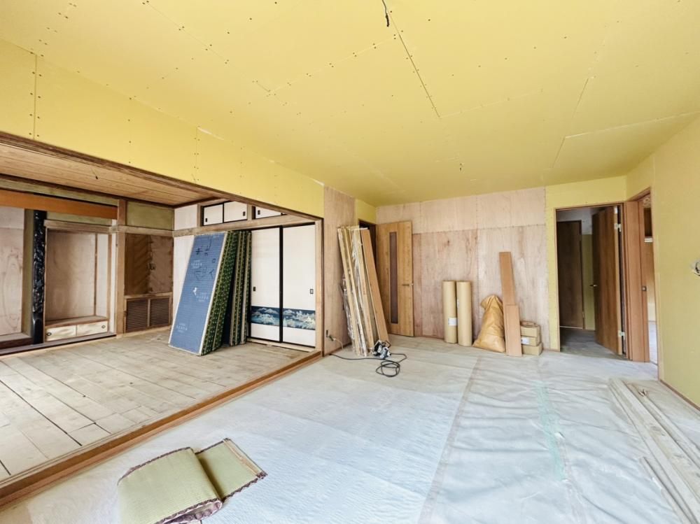 Renovated 4-Bedroom House with Garden in Hakodate, Hokkaido - Thumbnail 4