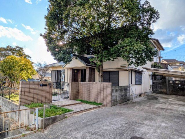 5SLDK House for Sale in Wakayama City with Large Garden - Thumbnail 4