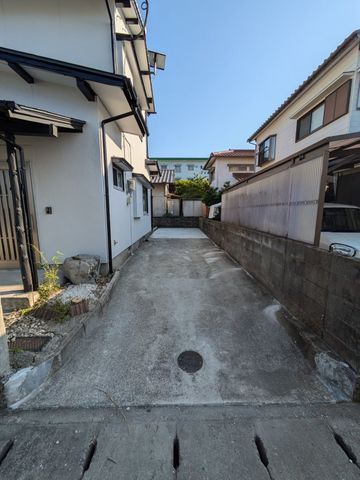 Renovated 3LDK House in Saiki, Oita - 75.69 sqm - Thumbnail 2