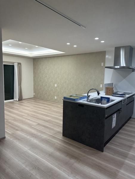 3LDK Modern House for Sale in Matsubara, Osaka - Thumbnail 4
