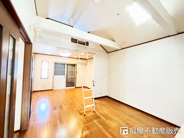 2LDK House for Sale in Nishikyo-ku, Kyoto - Thumbnail 4