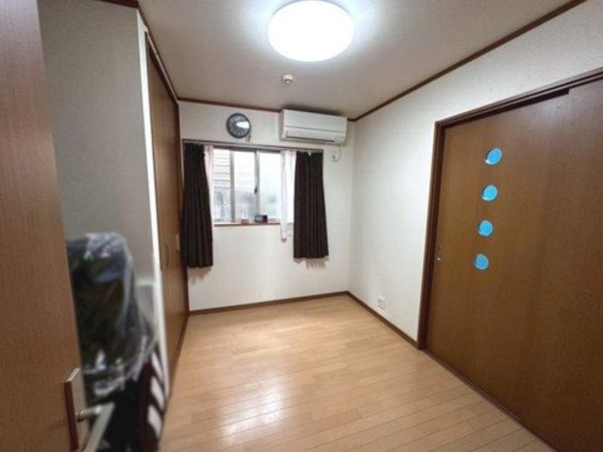 4LDK House for Sale in Ukyo Ward, Kyoto - 81.15 sqm - Thumbnail 4