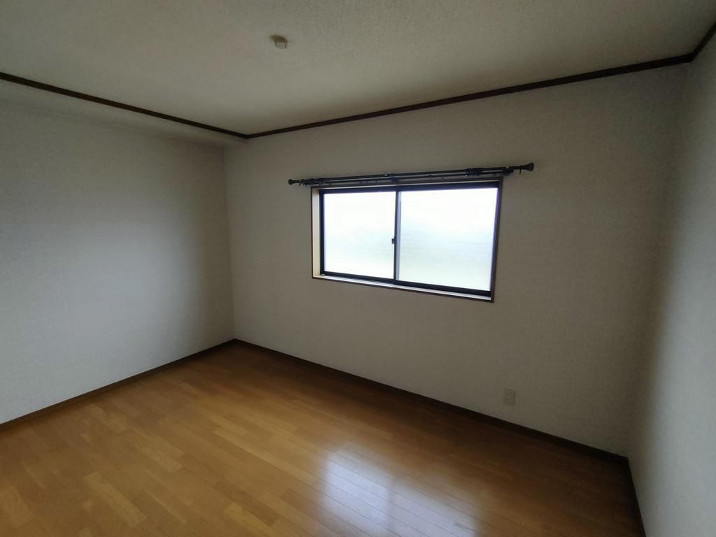4DK Townhouse for Sale in Kashihara, Nara - 91.52 sqm - Thumbnail 3