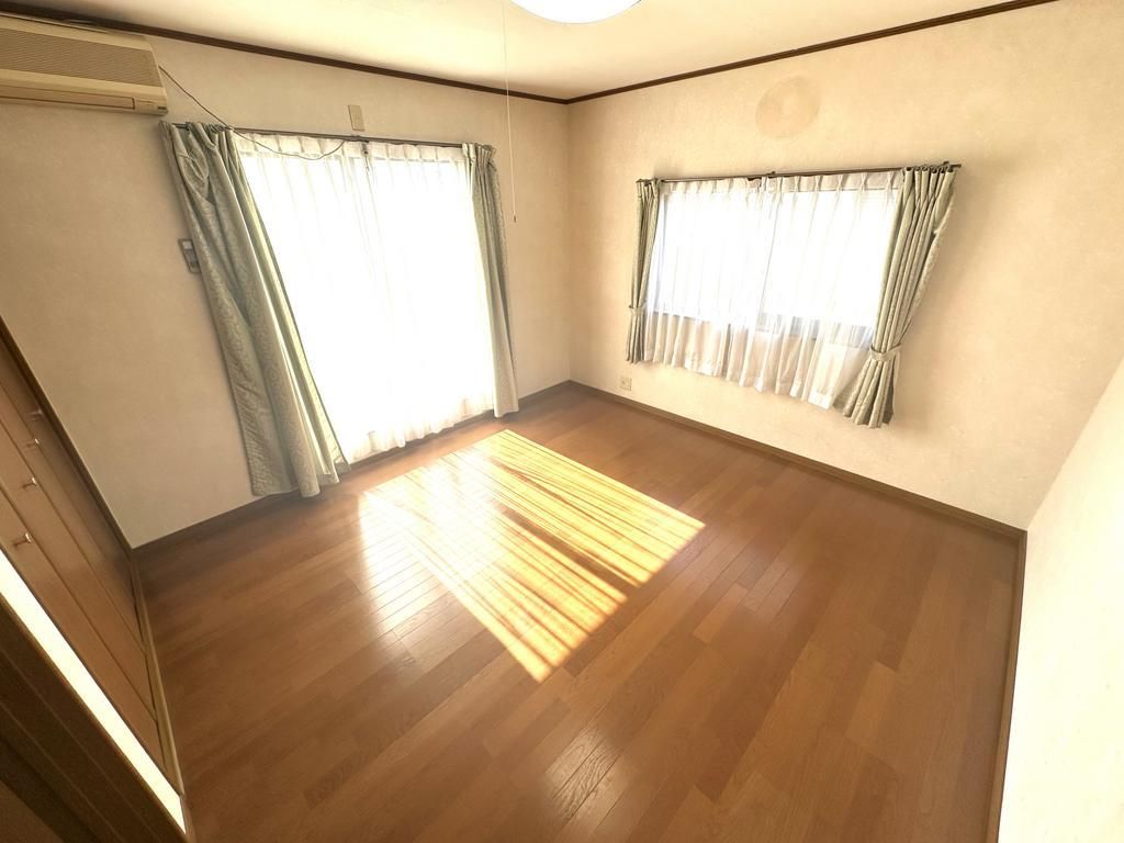 4LDK House for Sale in Kakogawa City, Hyogo - Thumbnail 3
