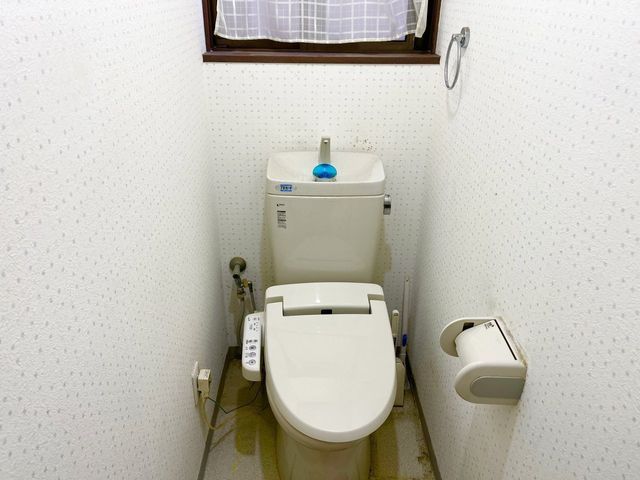 5DK House for Sale in Higashi-Hino, Yokkaichi, Mie - 72 sqm - Thumbnail 3