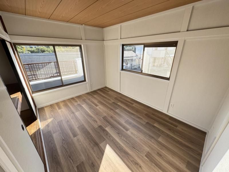 Renovated 3LDK Detached House on 463sqm Land in Hannan City - Thumbnail 3