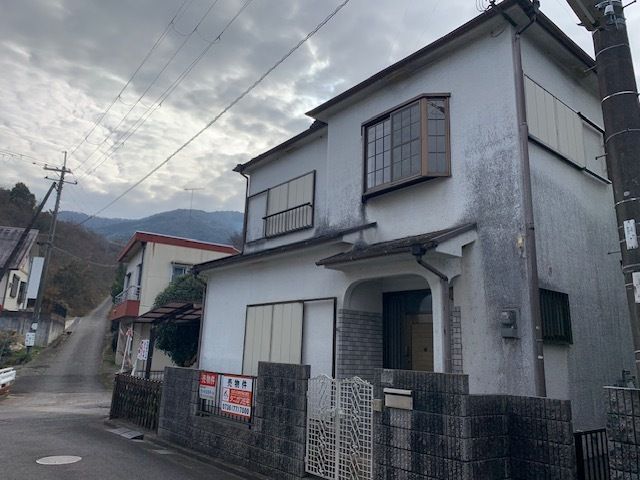 4LDK Detached House for Sale in Kinokawa City, Wakayama - Thumbnail 2