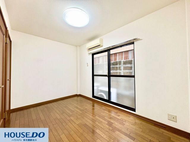 4DK Detached House for Sale in Higashi-Osaka, Near Hyotan-yama Station - Thumbnail 3