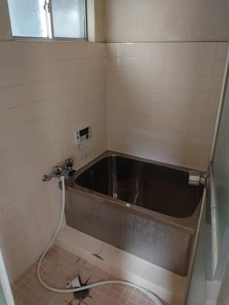 3DK Detached House with Garage for Sale in Daito City, Osaka - Thumbnail 3