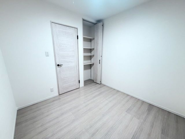 3LDK House for Sale in Nishiyodogawa-ku, Osaka - 77.98 sqm - Thumbnail 4