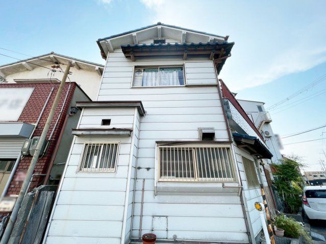 4LDK Corner Lot House for Sale in Yao, Osaka - 18 Min Walk to Shiki Station - Thumbnail 3
