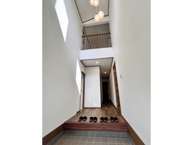 Renovated 4LDK House in Kobe Higashinada with Sea View Garden - Thumbnail 2