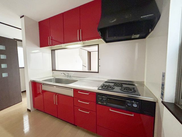 3LDK Detached House for Sale in Nishinari, Osaka - 102 sqm - Thumbnail 4