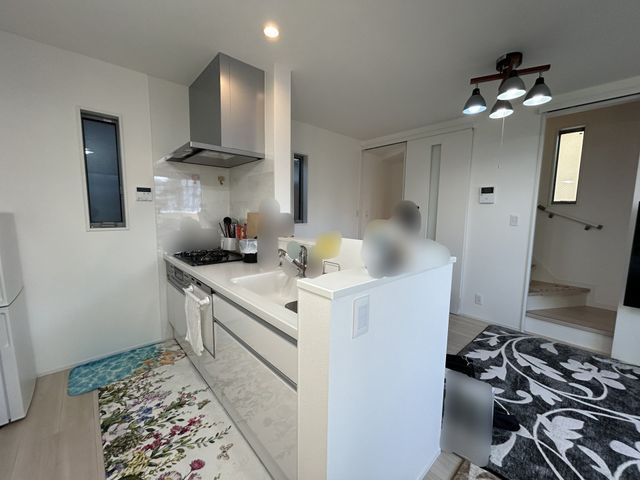 Modern 2LDK House Near Ishigatsu Station, Sakai, Osaka - Thumbnail 3