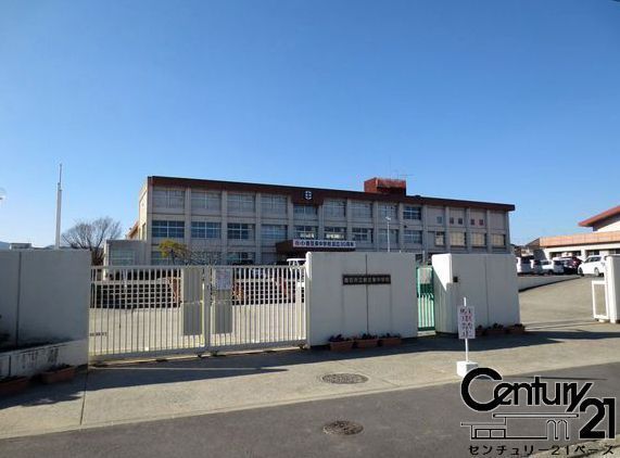 6LDK House for Sale in Kashiba, Nara - 146.7 sqm - Thumbnail 3