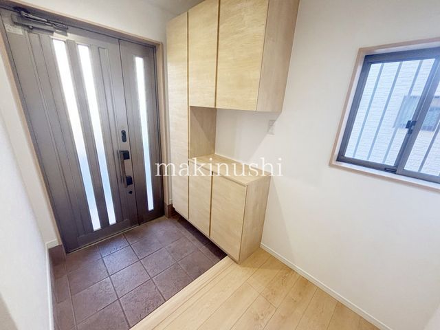 Renovated 3LDK House for Sale in Sakai City, Osaka - Thumbnail 2