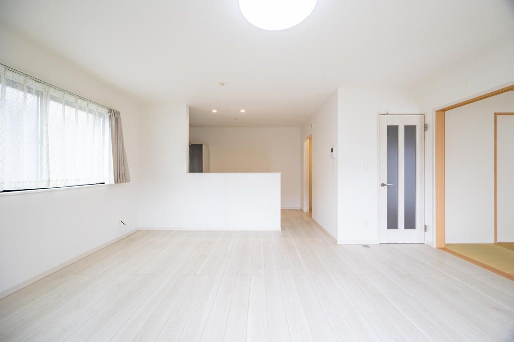 4LDK Detached House on 230 sqm Land in Toyono, Osaka - Thumbnail 2