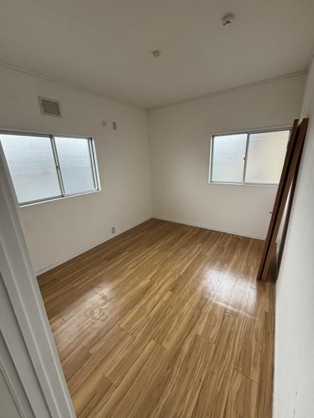 3LDK Wooden House for Sale in Kawachinagano, Osaka - Thumbnail 4