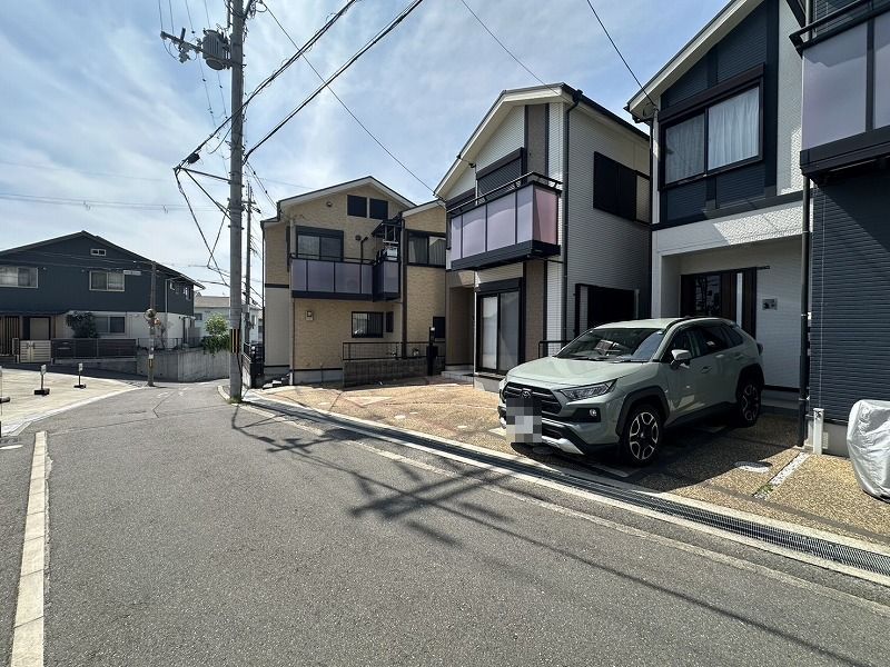 4LDK Detached House for Sale near Ishikiri Station, Higashiosaka - Thumbnail 2
