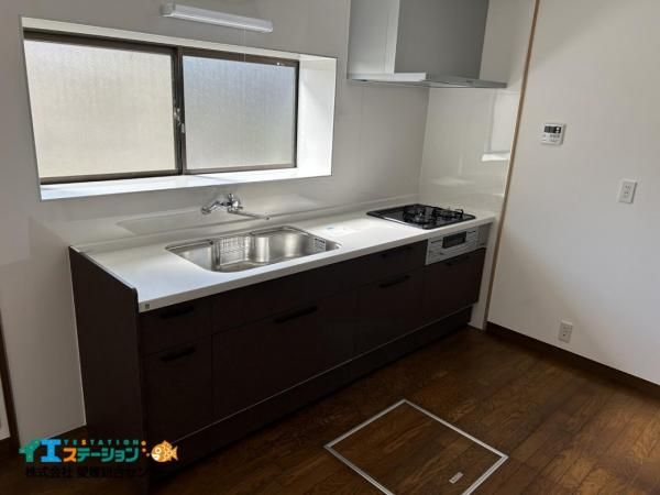 Renovated 4LDK House in Imabari, Ehime - 97.58 sqm - Thumbnail 2