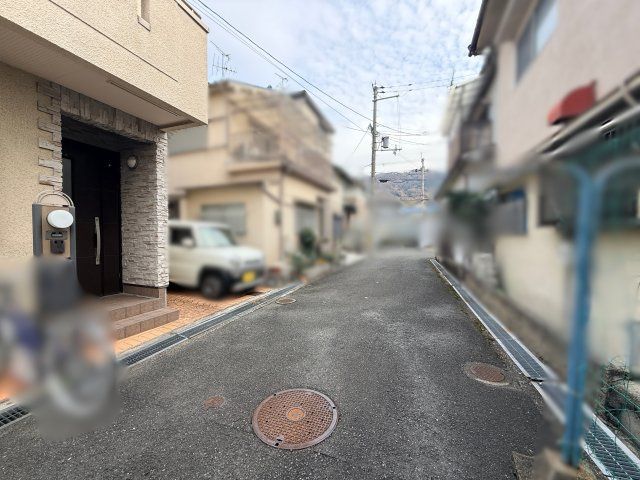 Renovated 3LDK Detached House for Sale in Higashiosaka, Osaka - Thumbnail 4