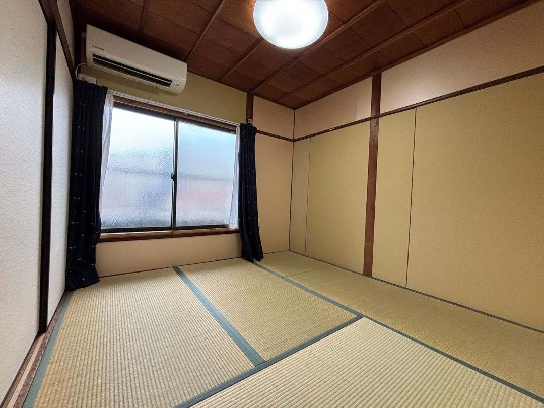 3DK Terrace House for Sale in Sakai, Osaka - 55.85 sqm - Thumbnail 2