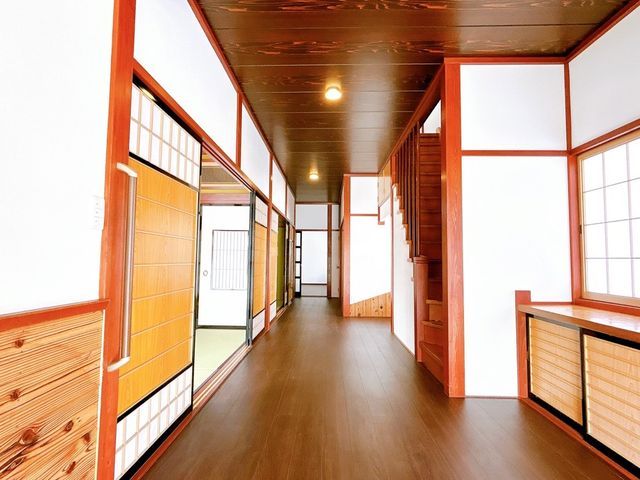Renovated 6LDK House in Kahoku City, Ishikawa - Thumbnail 3