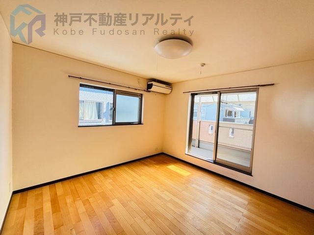 2008-Built 4SLDK House with Solar Power in Kobe Otsuwa - Thumbnail 4