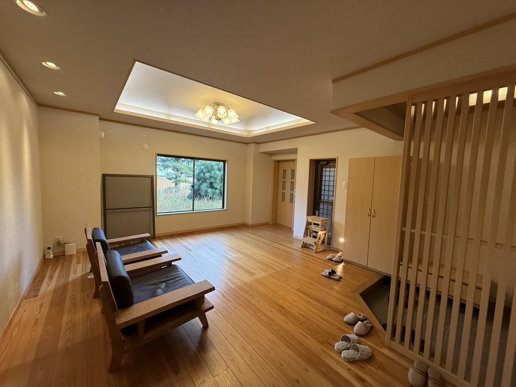 7SLDK Steel-Frame House for Sale in Kisen-dai, Iwade, Wakayama - Thumbnail 4